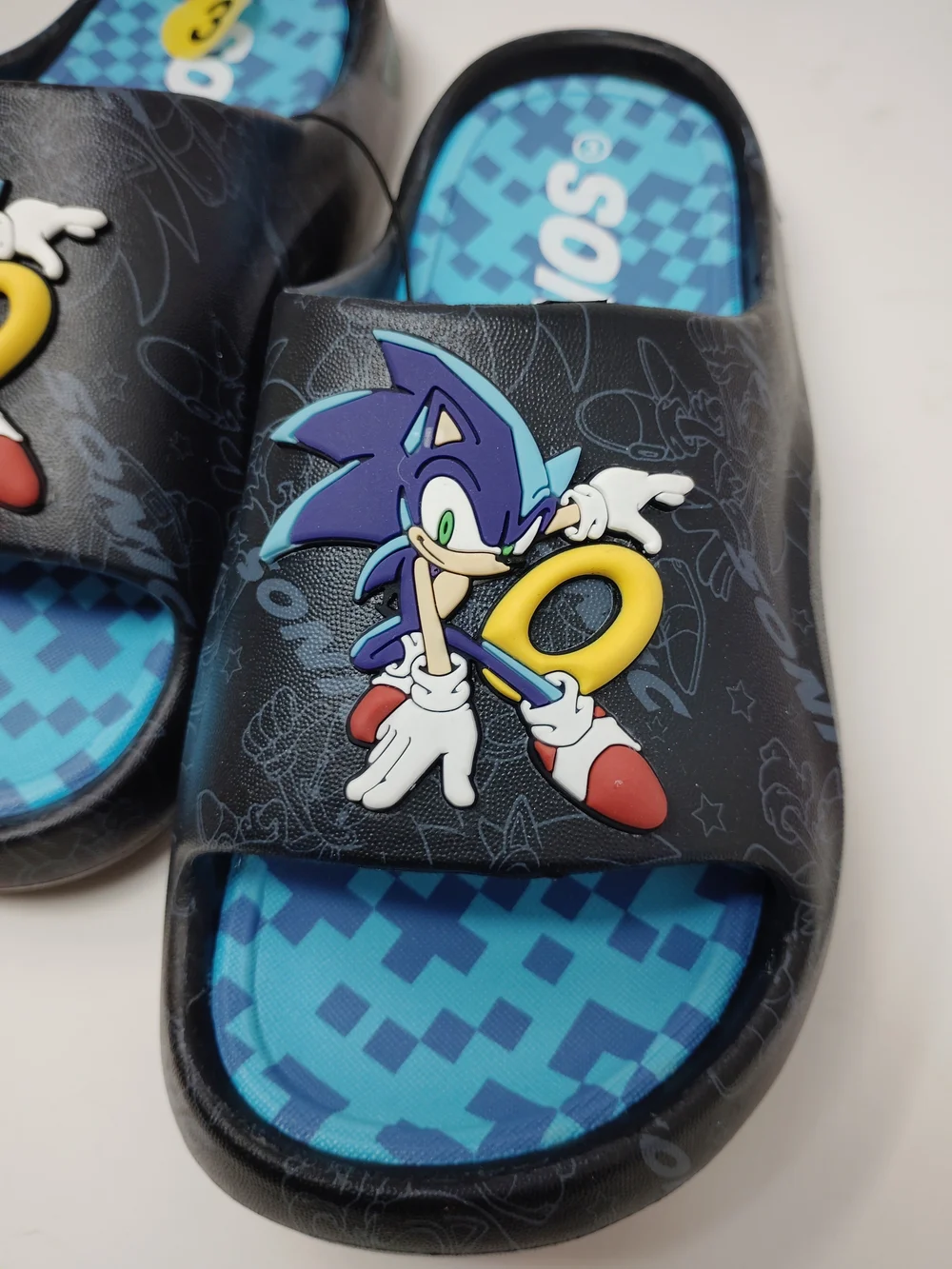 Sonic the Hedgehog Kids Slide Sandals in Blue and Black, Size 3
